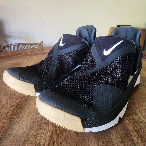 Nike Go Flyease Athletic Running Shoes Black/Gum DR5540-001 Women's Size 7 - Picture 3 of 14